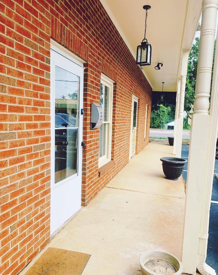 Uptown Area, Cozy King Suite, Quiet And Private, Free Parking, Walk To Restaurants Σάρλοτ Εξωτερικό φωτογραφία