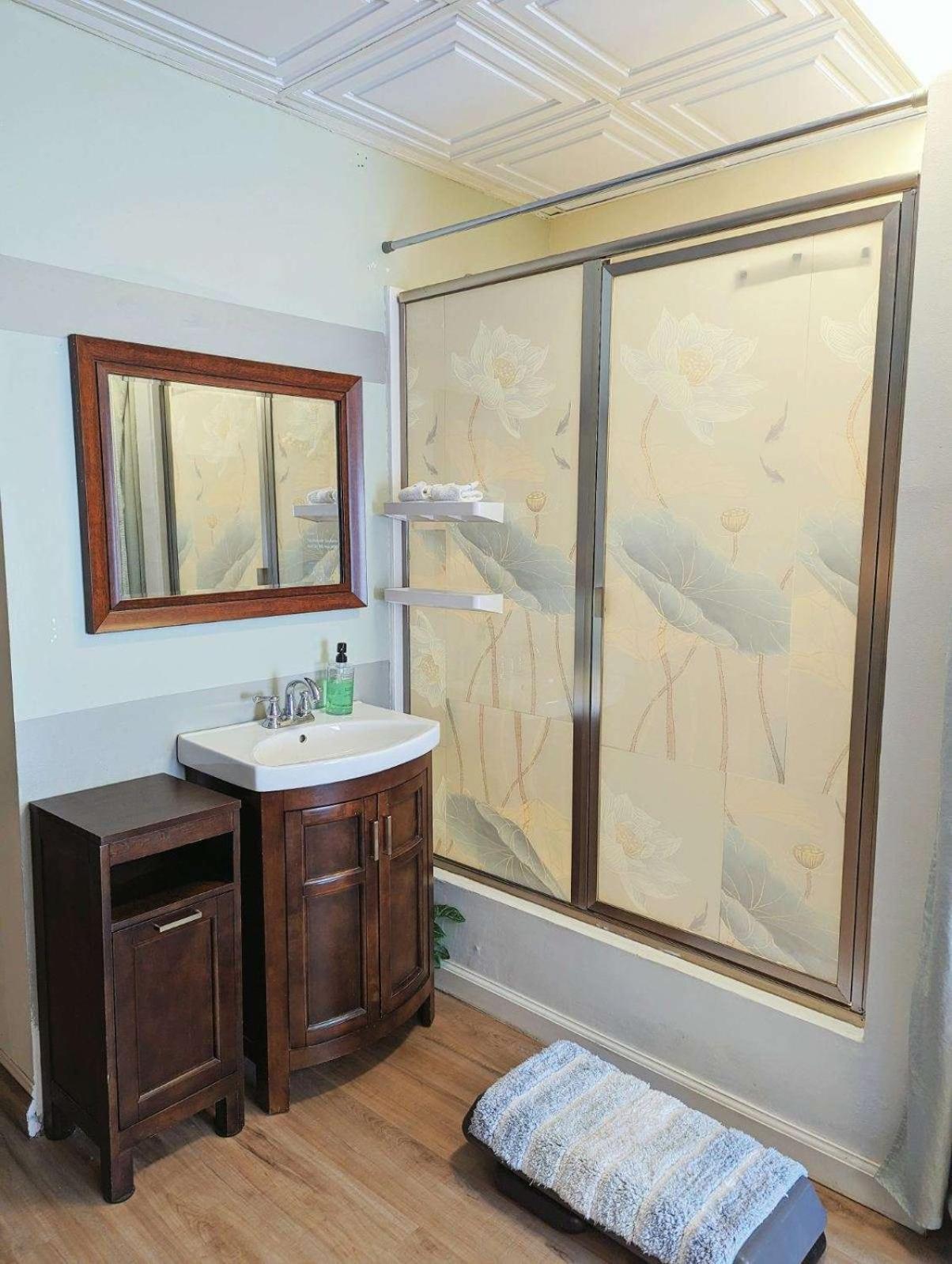 Uptown Area, Cozy King Suite, Quiet And Private, Free Parking, Walk To Restaurants Σάρλοτ Εξωτερικό φωτογραφία