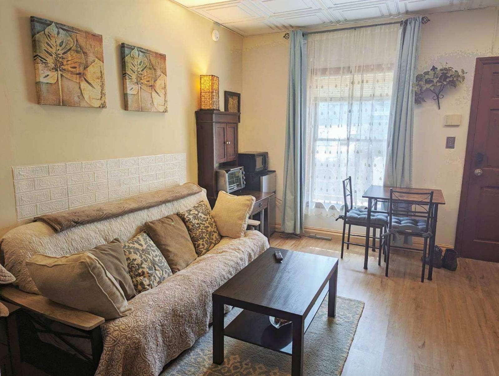 Uptown Area, Cozy King Suite, Quiet And Private, Free Parking, Walk To Restaurants Σάρλοτ Εξωτερικό φωτογραφία